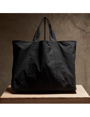 Large Matte Nylon Tote - Black À commander