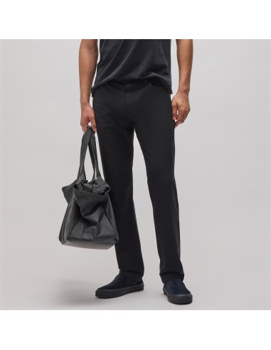 5 Pocket Performance Pant - Black d'Europe débarque