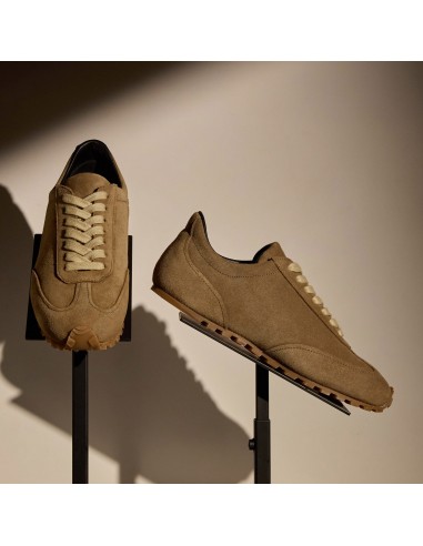 Women's Suede Low Running Sneaker - String Les magasins à Paris