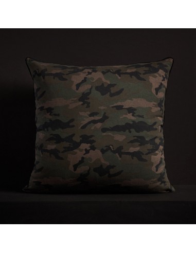 Camo Throw Pillow With Piping - Forest Camo pas cheres