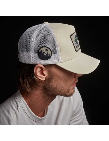 Y/OSEMITE Patch Trucker Hat - Ivory la colonne vertébrale